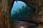 世界最大洞穴 探寻自然是神奇